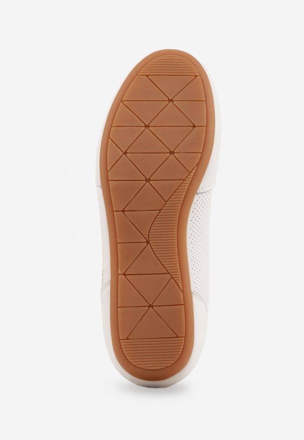 Born2be - Białe Perforowane Sneakersy z Zamszu Naturalnego ze Skórzaną Wkładką Mezlea. Okazja: na co dzień, do pracy. Kolor: biały. Materiał: skóra, zamsz
