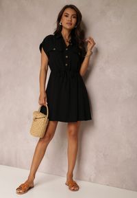 Renee - Czarna Sukienka Iphitose. Kolor: czarny. Materiał: tkanina, bawełna. Długość: mini