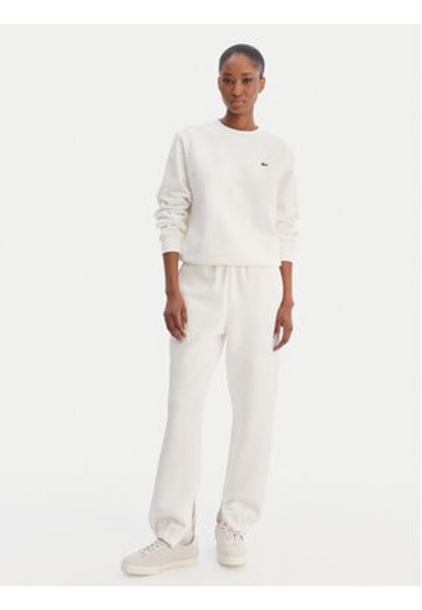 Lacoste Bluza SF5270 Écru Regular Fit. Kolor: kremowy. Materiał: bawełna
