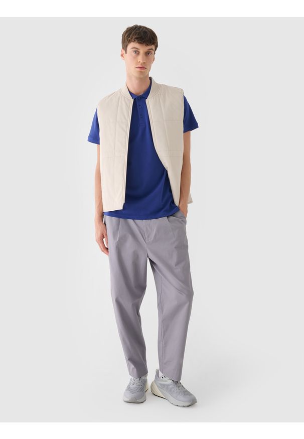 4f - 4F Koszulka polo męska - granatowa M. Okazja: na co dzień. Typ kołnierza: polo. Kolor: niebieski. Materiał: dzianina, poliester, bawełna, materiał. Styl: casual, klasyczny, sportowy