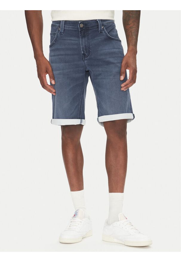 Mustang Szorty jeansowe Chicago Z 1016351 Niebieski Slim Fit. Kolor: niebieski. Materiał: bawełna