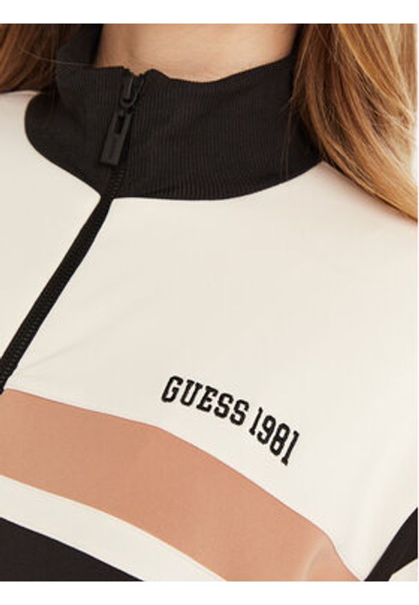 Guess Bluza V5RQ00 KCO72 Écru Regular Fit. Kolor: kremowy. Materiał: syntetyk