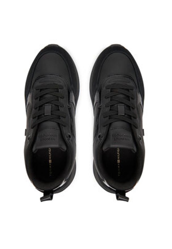 TOMMY HILFIGER - Tommy Hilfiger Sneakersy Chunky Runner Patent FW0FW08840 Czarny. Kolor: czarny. Materiał: skóra