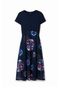 Desigual sukienka x Christian Lacroix kolor granatowy midi rozkloszowana. Kolor: niebieski. Materiał: materiał, wiskoza. Długość rękawa: krótki rękaw. Typ sukienki: rozkloszowane. Styl: klasyczny. Długość: midi #4