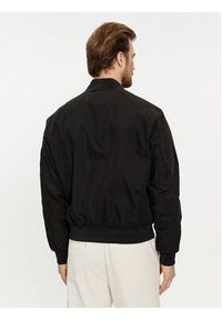 Calvin Klein Kurtka bomber Hero K10K112783 Czarny Regular Fit. Kolor: czarny. Materiał: syntetyk, bawełna