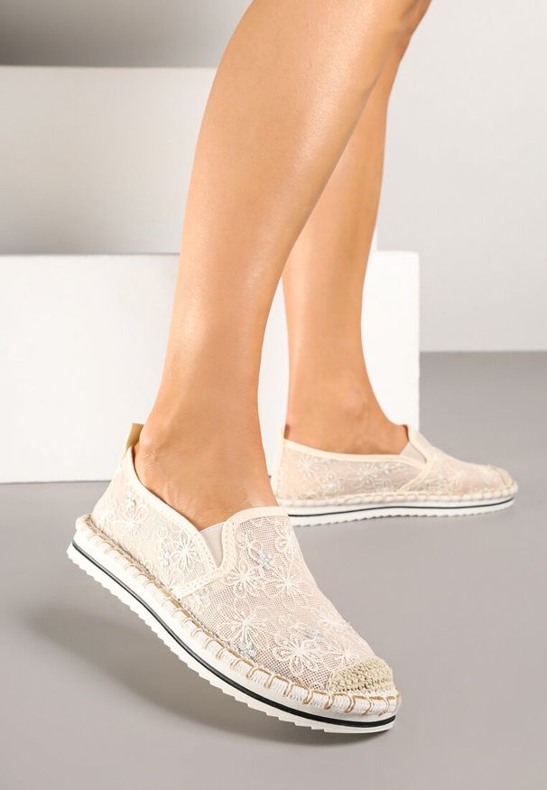 Renee - Beżowe Espadryle z Ozdobną Plecionką Eranoria. Kolor: beżowy. Obcas: na płaskiej podeszwie. Styl: elegancki