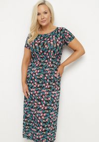 Born2be - Czarno-Niebieska Rozkloszowana Sukienka z Gumką w Talii we Wzór Pawich Oczek Duilla. Kolekcja: plus size. Kolor: czarny. Sezon: lato. Typ sukienki: dla puszystych #7