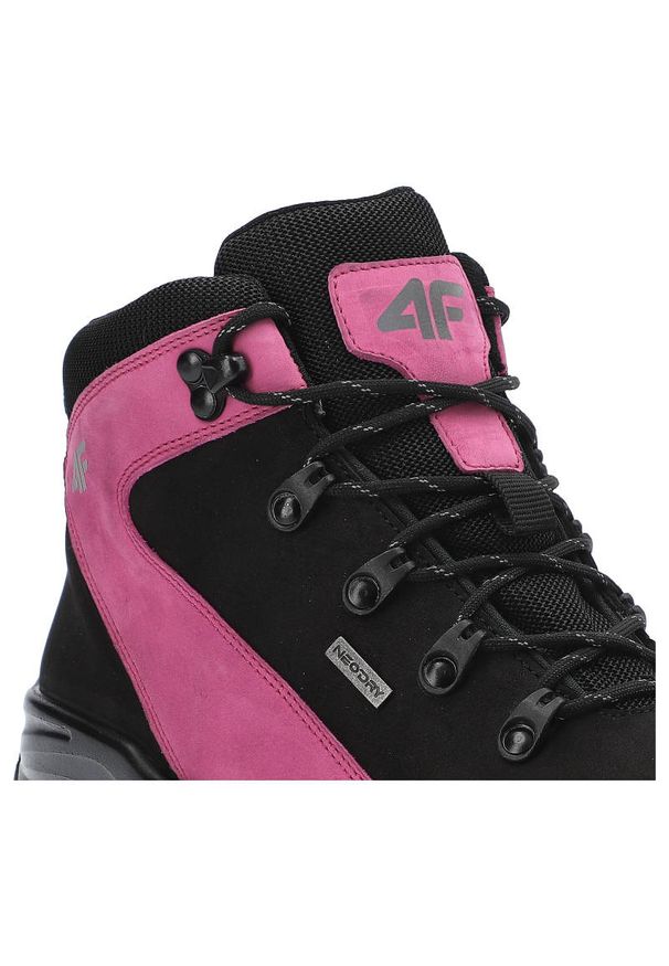 4f - Czarne Buty Trekkingowe 4F Damskie Wygodne Obuwie. Kolor: wielokolorowy, różowy, czarny. Materiał: materiał, skóra, nubuk. Szerokość cholewki: normalna. Obcas: na obcasie. Styl: sportowy. Wysokość obcasa: niski