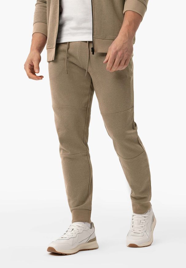 Volcano - Spodnie dresowe N-KANTON. Materiał: dresówka