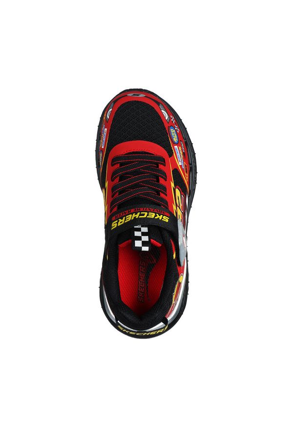 skechers - Buty do chodzenia dla dzieci Skechers 402303LBKRD. Okazja: na co dzień. Zapięcie: rzepy. Kolor: wielokolorowy, czarny, czerwony. Materiał: materiał, syntetyk. Szerokość cholewki: normalna. Sport: turystyka piesza