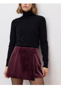 Reserved - Spódnico-szorty z kokardkami - burgundowy. Kolor: czerwony. Materiał: welur, tkanina
