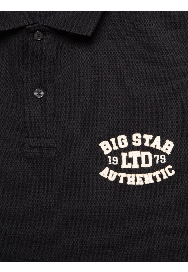 Big-Star - Koszulka męska polo czarna Livier 906. Typ kołnierza: polo. Kolor: czarny. Materiał: bawełna. Wzór: haft