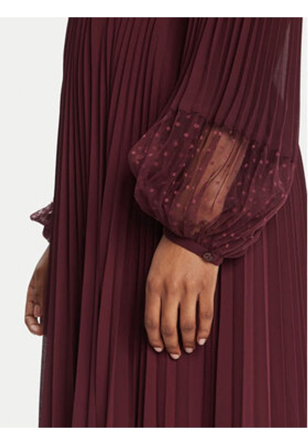 TwinSet - TWINSET Sukienka wieczorowa 252TP2641 Bordowy Regular Fit. Kolor: czerwony. Materiał: syntetyk. Styl: wizytowy