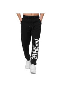 Spodnie dresowe z dużym logo Lonsdale. Kolor: czarny. Materiał: dresówka. Długość: długie #1