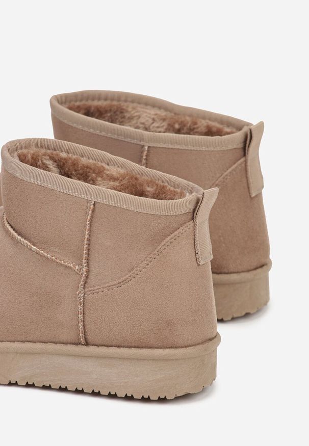 Renee - Ciemnobeżowe Śniegowce z Niską Cholewką Retira. Okazja: na co dzień. Wysokość cholewki: przed kostkę. Kolor: beżowy. Materiał: jeans. Szerokość cholewki: normalna. Sezon: zima. Styl: casual