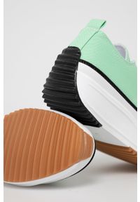 Answear Lab Tenisówki damskie kolor zielony. Zapięcie: sznurówki. Kolor: zielony. Materiał: guma. Obcas: na platformie. Styl: wakacyjny