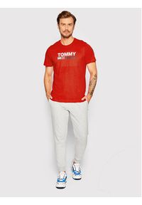 Tommy Jeans T-Shirt Corp Logo DM0DM15379 Czerwony Regular Fit. Kolor: czerwony. Materiał: bawełna #4