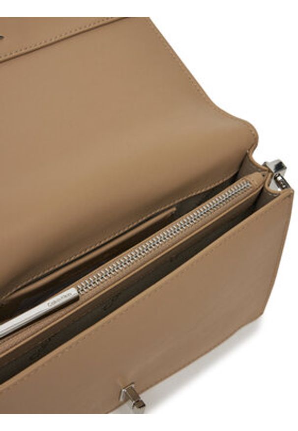 Calvin Klein Torebka Ck Mini Chain Bag K60K612806 Beżowy. Kolor: beżowy. Materiał: skórzane