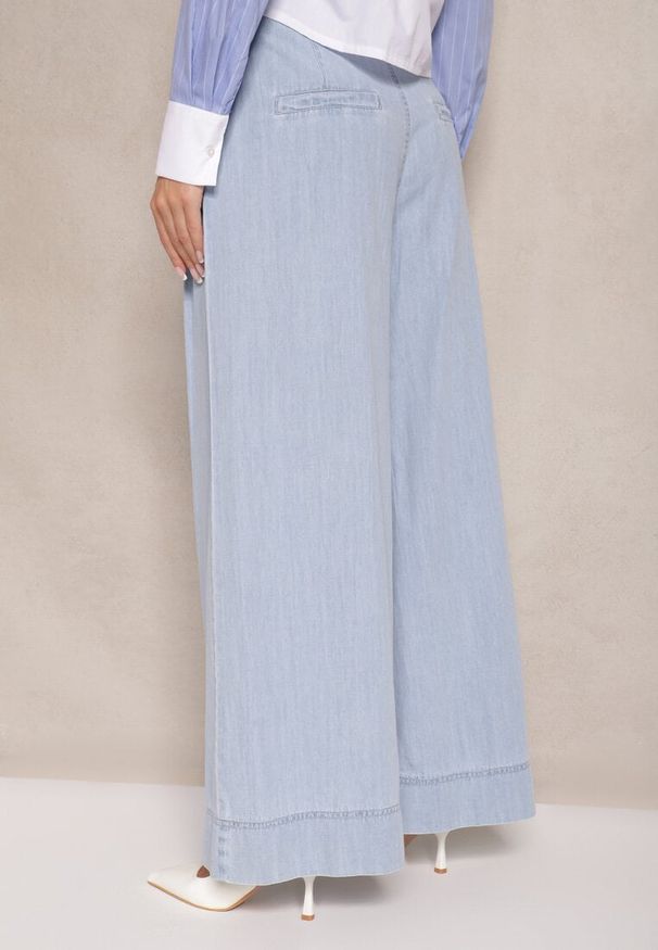Renee - Jasnoniebieskie Szerokie Jeansy z Bawełny High Waist Cohna. Okazja: na co dzień. Stan: podwyższony. Kolor: niebieski. Sezon: lato, wiosna. Styl: sportowy, casual