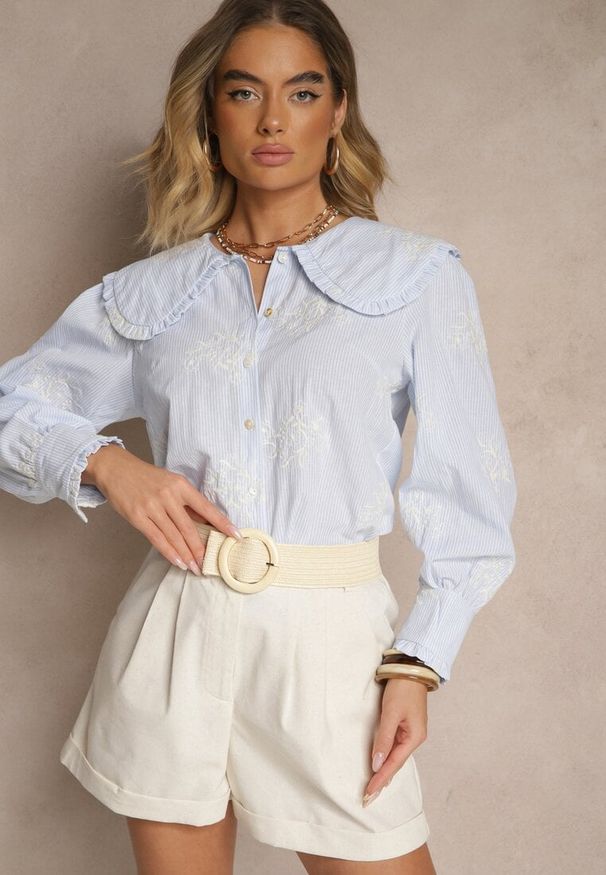 Renee - Jasnoniebieska Koszula z Bawełną Ozdobiona Kołnierzykiem Natulissa. Okazja: na co dzień. Kolor: niebieski. Materiał: bawełna. Wzór: aplikacja. Styl: casual, elegancki