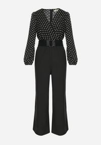 Born2be - Czarny Kombinezon z Paskiem i Kopertowym Dekoltem z Szeroką Nogawką Omera. Okazja: na co dzień. Kolor: czarny. Styl: casual #5