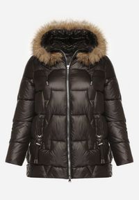 Born2be - Czarna Kurtka z Pikowanymi Przeszyciami i Kapturem z Futrem Azinga. Okazja: na spacer. Typ kołnierza: golf. Kolekcja: plus size. Kolor: czarny. Materiał: futro. Styl: elegancki #6