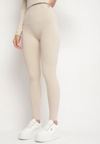 Born2be - Jasnobeżowy Komplet Sportowy Legginsy i Bluzka z Długim Rękawem Toretta. Kolor: beżowy. Wzór: aplikacja #4