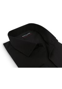 Modini - Czarna elastyczna koszula na spinki z plisą kryjącą guziki Y90. Kolor: czarny. Materiał: bawełna, tkanina, lycra. Styl: klasyczny #1