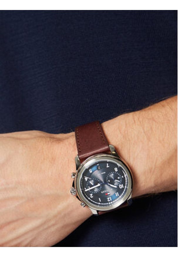 TOMMY HILFIGER - Tommy Hilfiger Zegarek Wesley 1710625 Brązowy. Kolor: brązowy