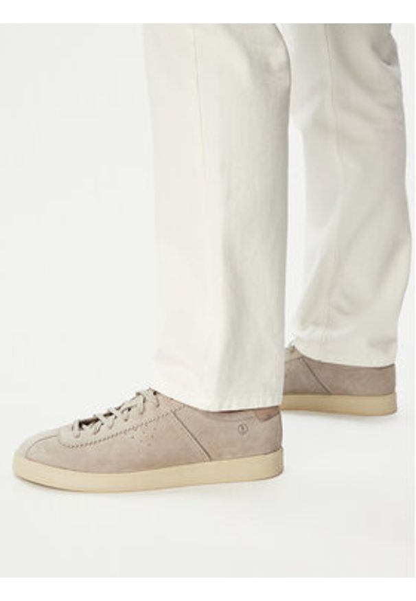 Clarks Sneakersy Lockford Lace 26186195 Szary. Kolor: szary. Materiał: zamsz, skóra