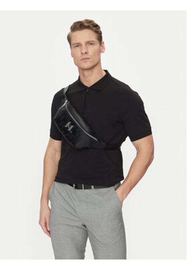 Karl Lagerfeld - KARL LAGERFELD Saszetka nerka A1M30090 Czarny. Kolor: czarny. Materiał: skóra