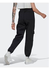 Adidas - adidas Spodnie dresowe Cargo HM1567 Czarny Regular Fit. Kolor: czarny. Materiał: syntetyk, dresówka