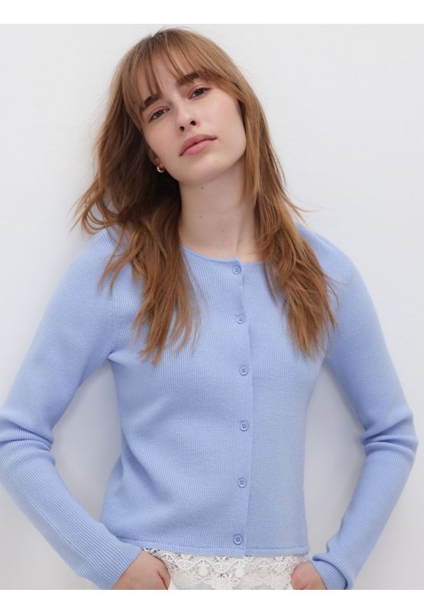 Reserved - Kardigan z koronką - jasnoniebieski. Kolor: niebieski. Materiał: koronka. Wzór: koronka