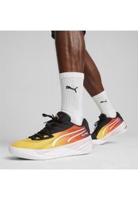 Buty halowe Puma All-Pro Nitro™ Showtime. Zapięcie: sznurówki. Kolor: wielokolorowy, fioletowy, żółty. Materiał: materiał, syntetyk, tkanina. Szerokość cholewki: normalna. Sport: koszykówka #2
