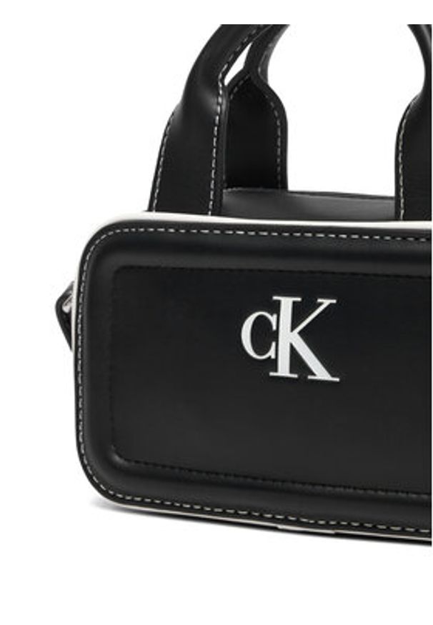 Calvin Klein Torebka Contrast Ck Mini Bauletto Bag LV04F1257G Czarny. Kolor: czarny. Materiał: skórzane
