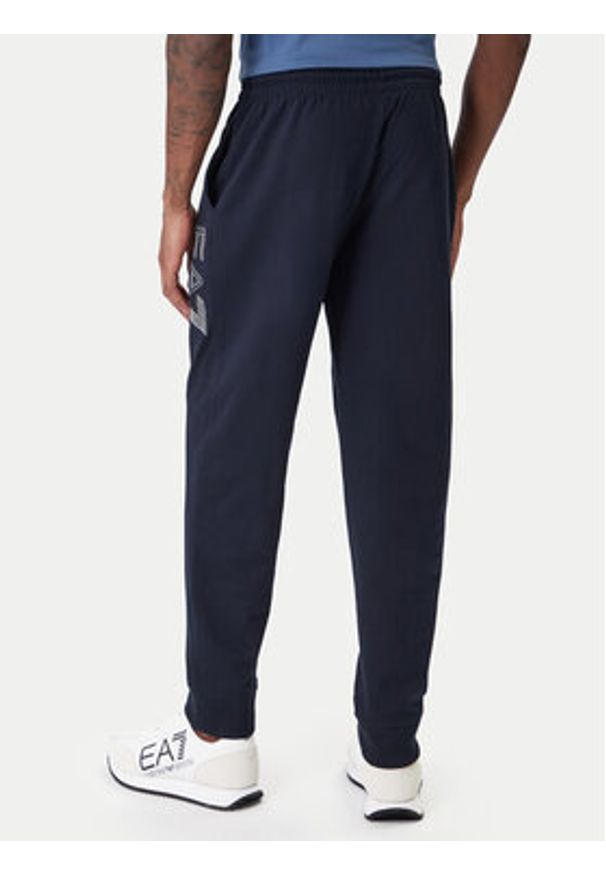 EA7 Emporio Armani Spodnie dresowe 7M001316 AF13512 UB102 Granatowy Regular Fit. Kolor: niebieski. Materiał: bawełna