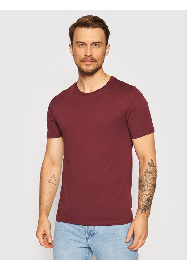 Jack & Jones - Jack&Jones T-Shirt Organic Basic 12156101 Bordowy Slim Fit. Kolor: czerwony. Materiał: bawełna