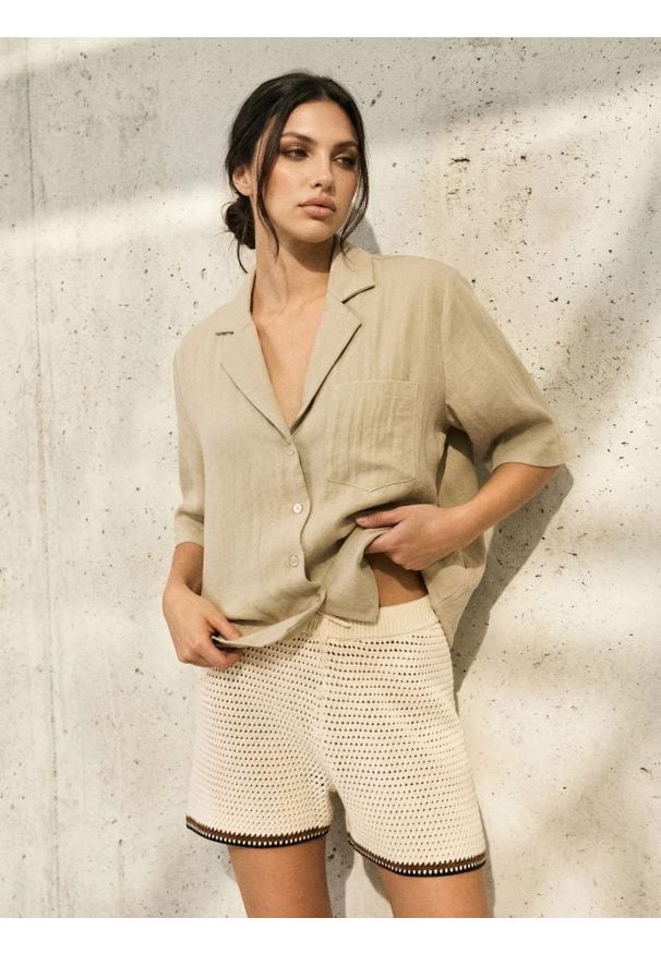 Sinsay - Koszula z domieszką lnu - kremowy. Kolor: kremowy. Materiał: len