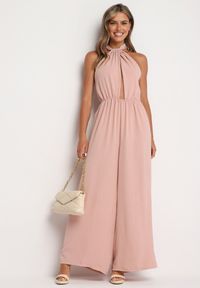 Born2be - Różowy Kombinezon o Taliowanym Kroju Bez Rękawów Rivassina. Kolor: różowy. Długość rękawa: bez rękawów. Długość: długie #2