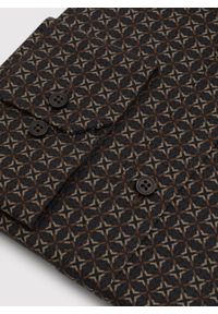 Pako Lorente - PAKO LORENTE – Brązowa koszula we wzór. Kolor: brązowy. Materiał: bawełna, elastan. Długość rękawa: długi rękaw. Długość: długie. Wzór: geometria #10