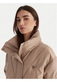 Guess Kurtka zimowa V5BL13 WHHZ2 Beżowy Regular Fit. Kolor: beżowy. Materiał: syntetyk. Sezon: zima #3