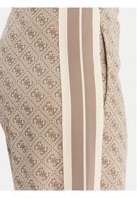 Guess Spodnie dresowe V6GB04 K2955 Beżowy Regular Fit. Kolor: beżowy. Materiał: syntetyk #3