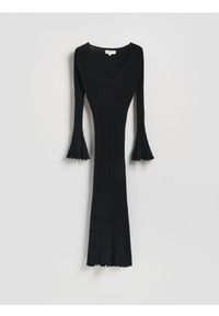 Reserved - Prążkowana sukienka z wiskozy - czarny. Kolor: czarny. Materiał: prążkowany, wiskoza #1