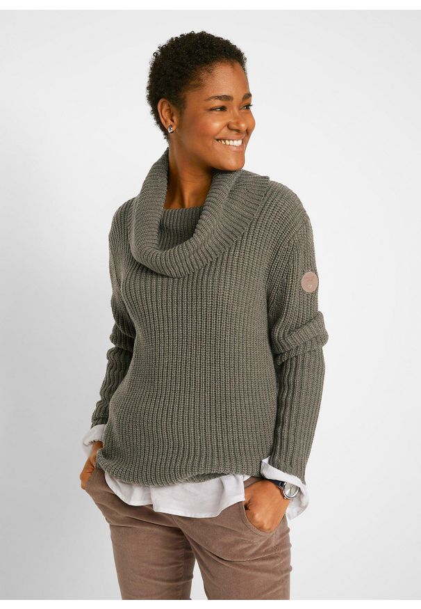 bonprix - Sweter z dzianiny o splocie dużych oczek, z szerokim golfem. Typ kołnierza: golf. Kolor: zielony. Materiał: dzianina. Wzór: ze splotem