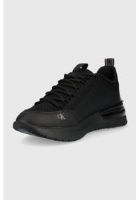 Calvin Klein Jeans sneakersy kolor czarny. Nosek buta: okrągły. Zapięcie: sznurówki. Kolor: czarny. Materiał: materiał