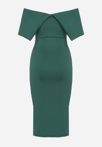 Born2be - Zielona Klasyczna Dopasowana Sukienka z Wywiniętym Dekoltem Luvlia. Okazja: na spacer, na randkę. Kolor: zielony. Materiał: tkanina. Wzór: gładki. Typ sukienki: proste. Styl: klasyczny #4