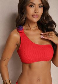 Renee - Czerwone Bikini 2-Częściowe Asymetryczny Stanik i Majtki z Aplikacjami Kwiatu Namsilea. Kolor: czerwony. Wzór: aplikacja, kwiaty #3