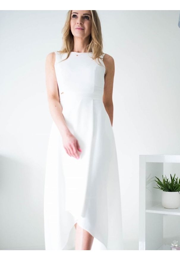 Sukienka Model Jennifer Ecru - Jersa. Typ sukienki: proste. Styl: elegancki. Długość: maxi