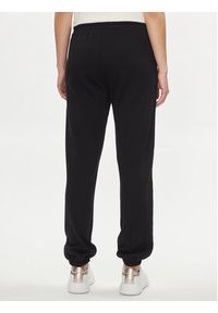 Napapijri Spodnie dresowe Iaato NP0A4HOA Czarny Regular Fit. Kolor: czarny. Materiał: bawełna