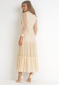 Born2be - Beżowa Rozkloszowana Sukienka z Ozdobnymi Tiulowymi Wstawkami Revisa. Typ kołnierza: kołnierz z falbankami. Kolor: beżowy. Materiał: tiul. Wzór: aplikacja. Długość: maxi #2
